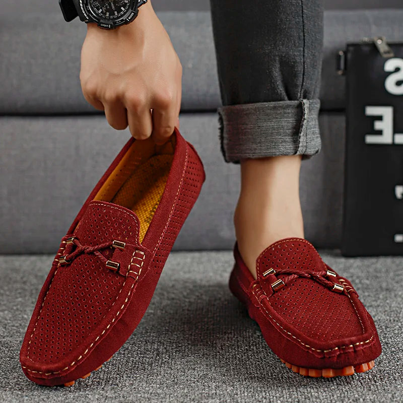 Loafer da uomo con dettaglio traforato e design slip-on